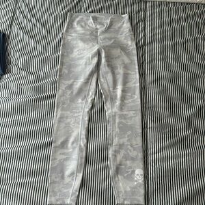 Lululemon x SoulCycle leggings 7/8 length ribbed